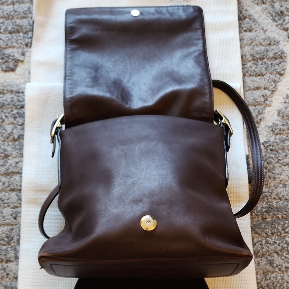 Coach Vintage Brown Leather Monterey Flap Crossbody Bag.  #9829 - Picture 14 of 14